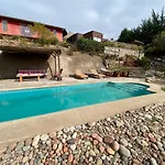 Studio B Girasol - Parking & Shared Pool